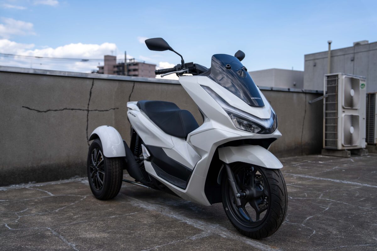ホンダ・PCX 160 トライク 2025年・人気 No.1 モデル – 大阪のトライク